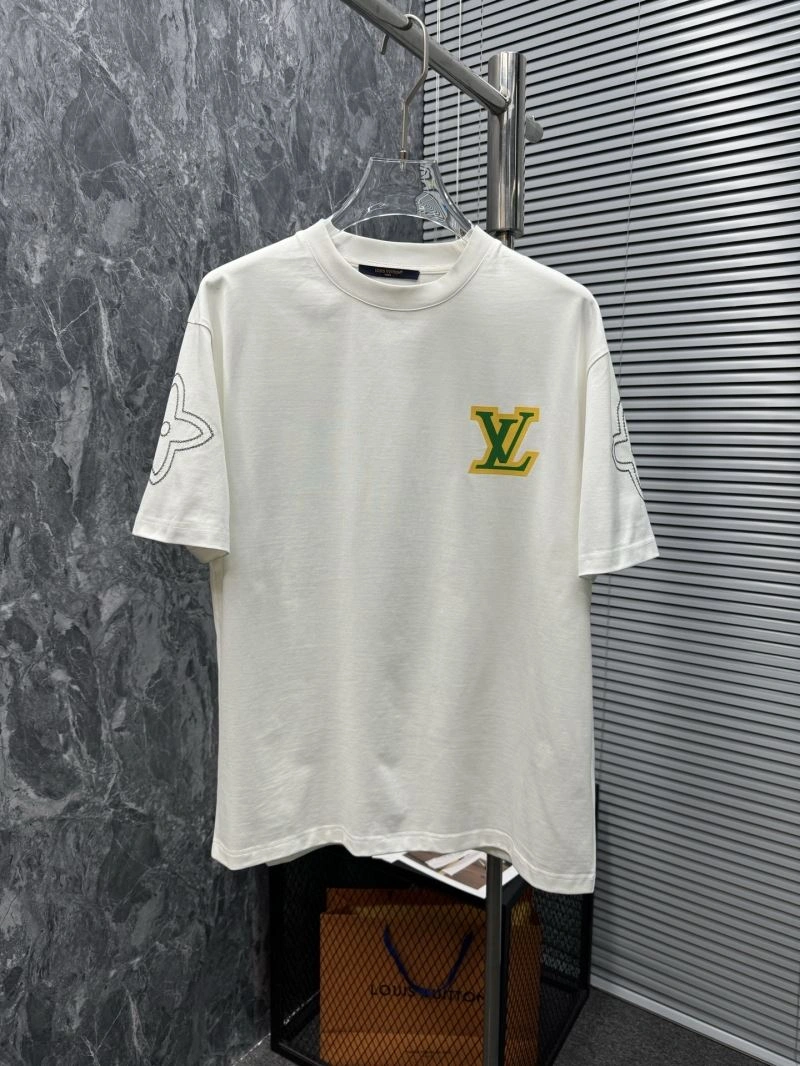 ComfortFit Louis Vuitton T-Shirts 133233