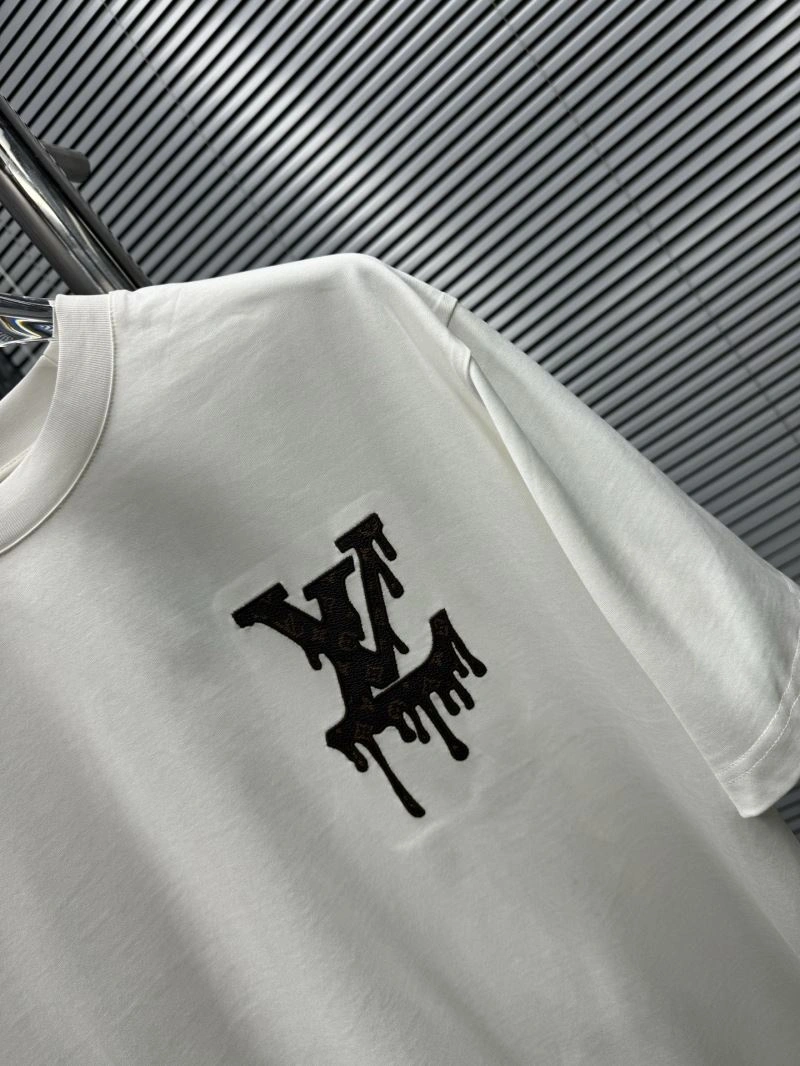 Affordable Louis Vuitton T-Shirts 133249