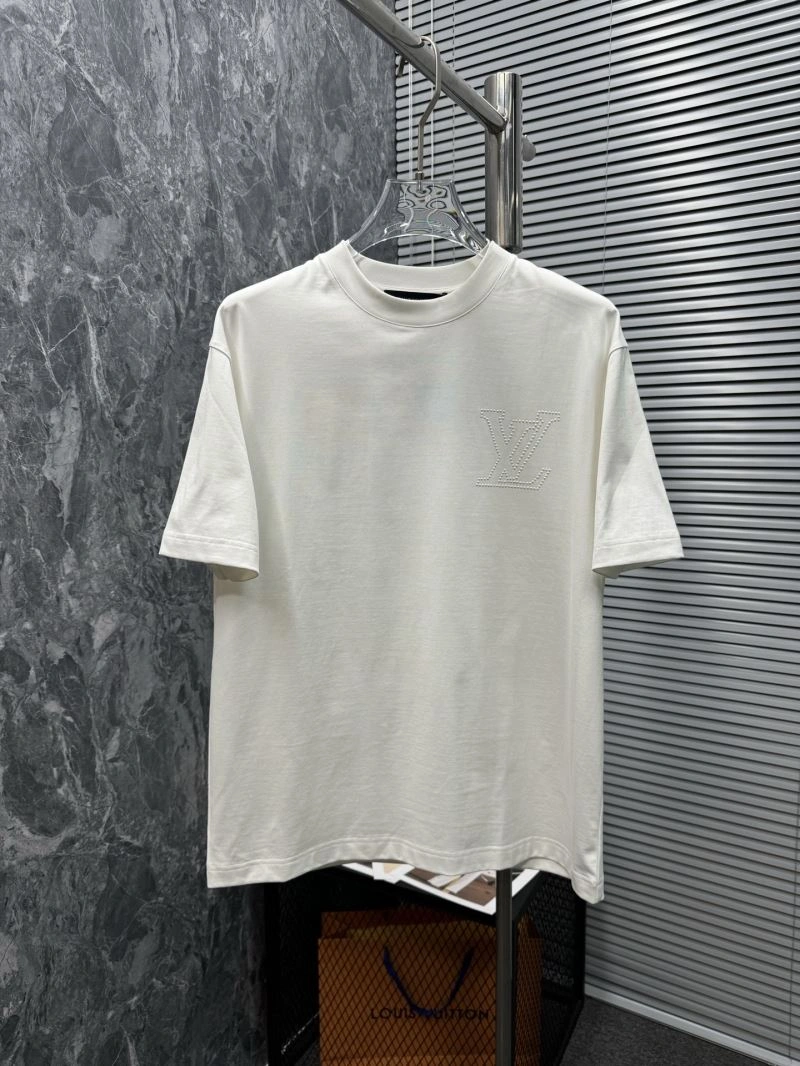 Resilient Louis Vuitton T-Shirts 133229