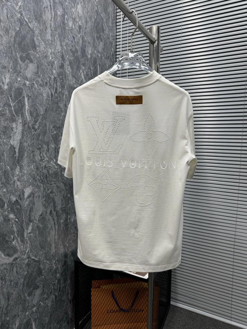 Resilient Louis Vuitton T-Shirts 133229