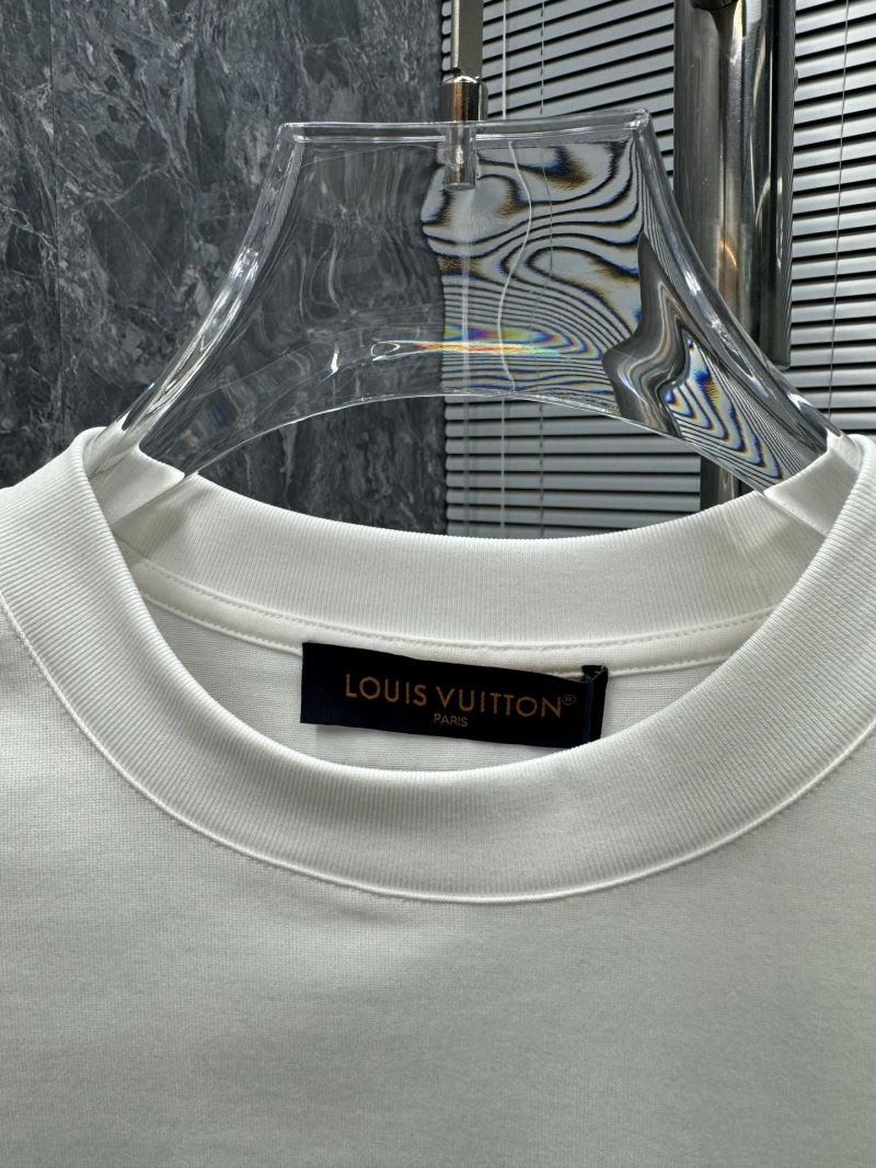 Resilient Louis Vuitton T-Shirts 133229
