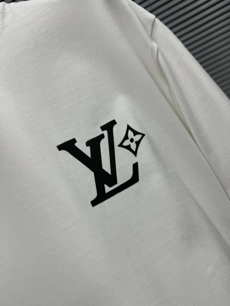 Louis Vuitton T-Shirts UrbanStyle 133235