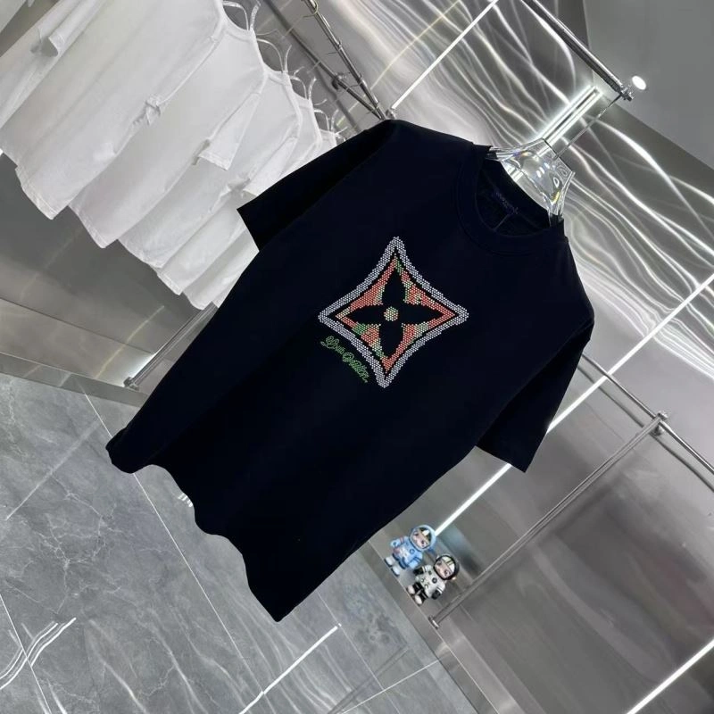 Stylish Louis Vuitton T-Shirts 133193