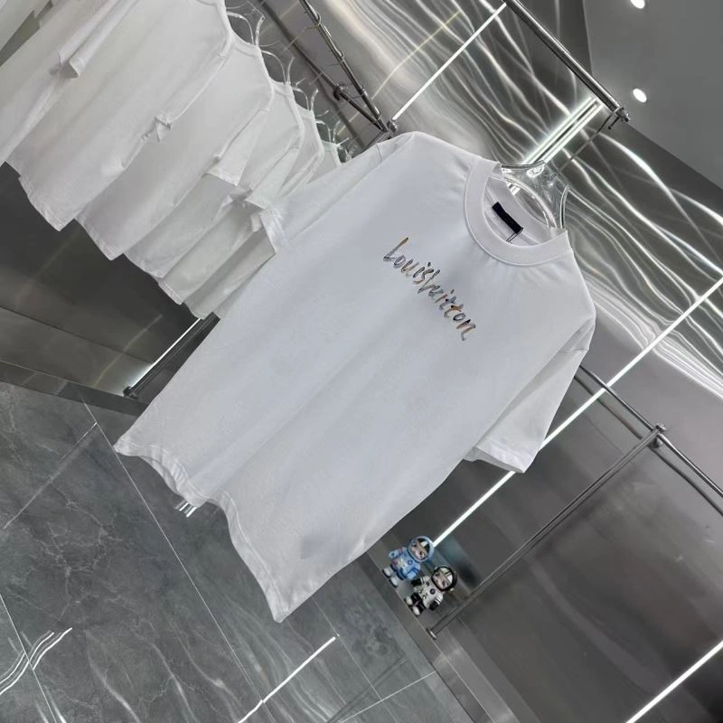 Elegant Louis Vuitton T-Shirts 133195