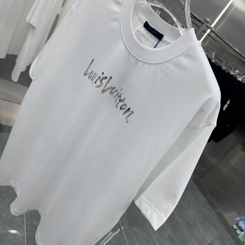 Elegant Louis Vuitton T-Shirts 133195