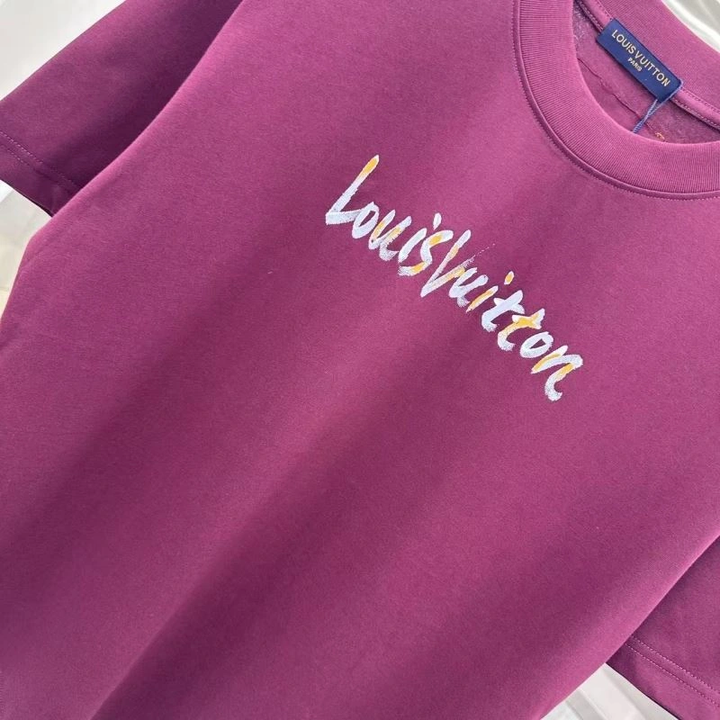 Louis Vuitton T-Shirts Neat 133197