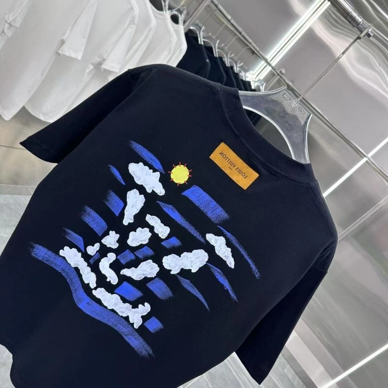 Cozy Louis Vuitton T-Shirts 133203