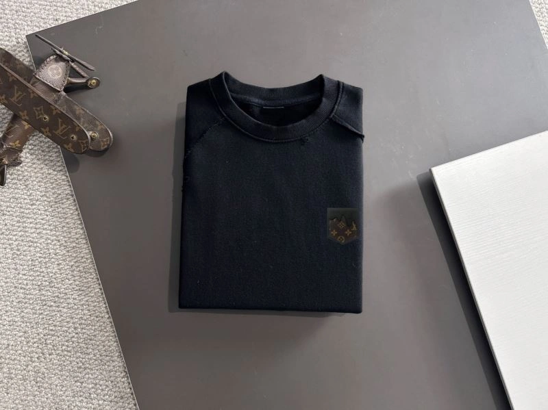 Lightweight Louis Vuitton T-Shirts 133191