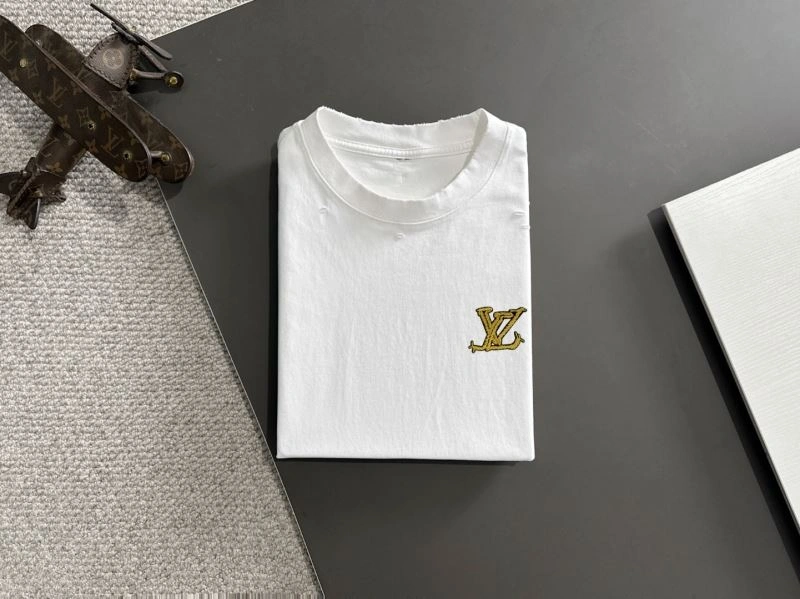 DailyWear Louis Vuitton T-Shirts 133212