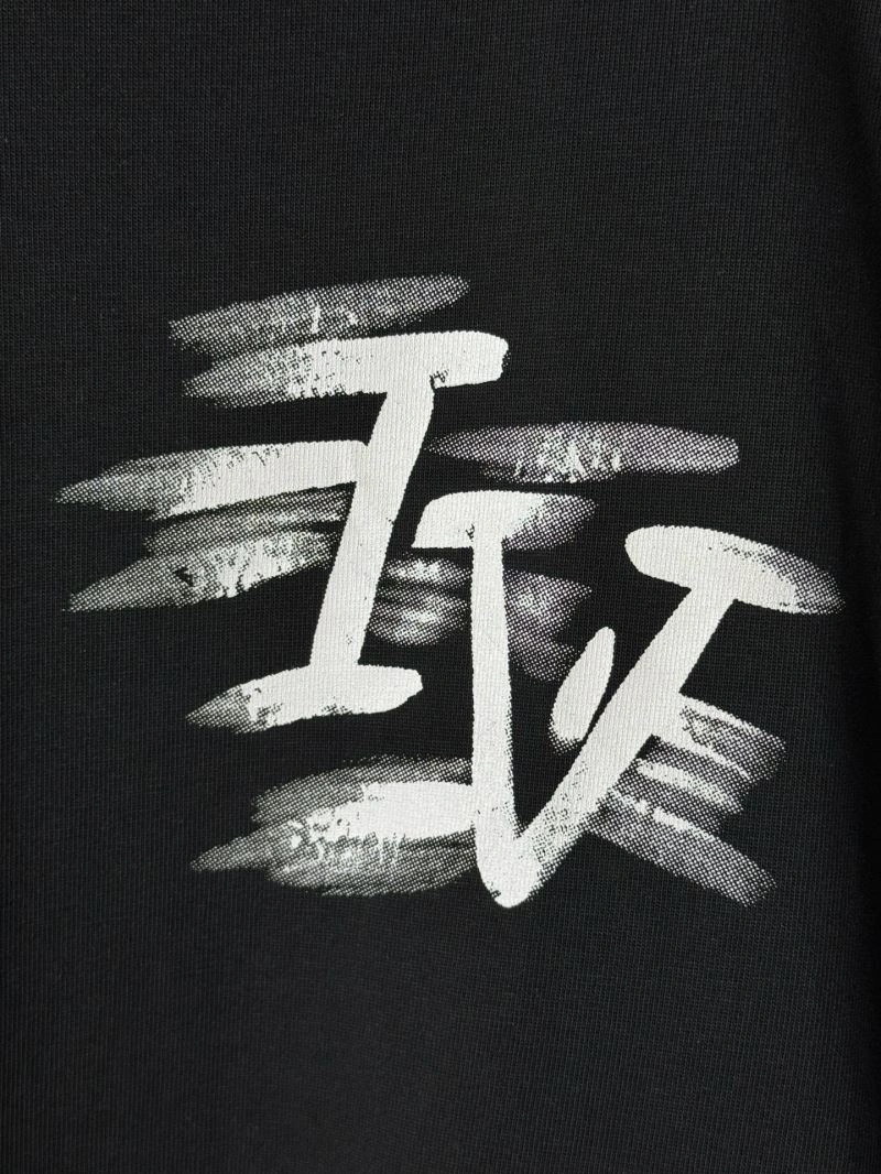 Louis Vuitton T-Shirts Versatile 133189