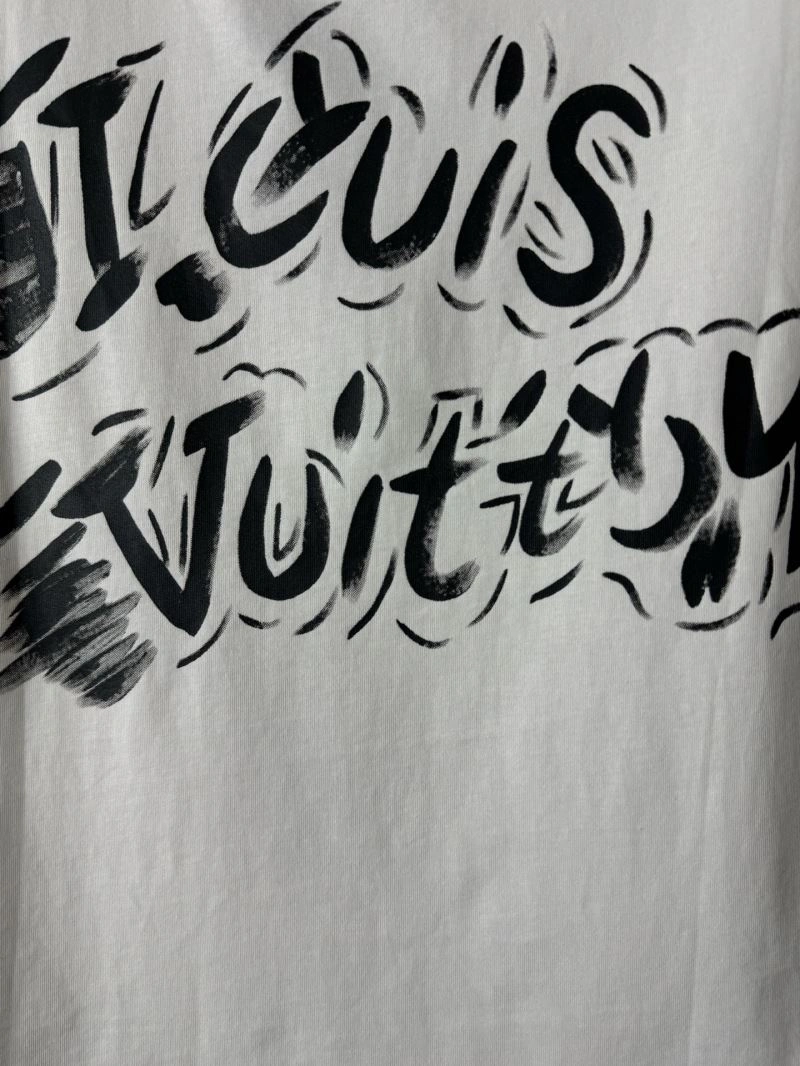 Louis Vuitton T-Shirts Trendsetting 133207