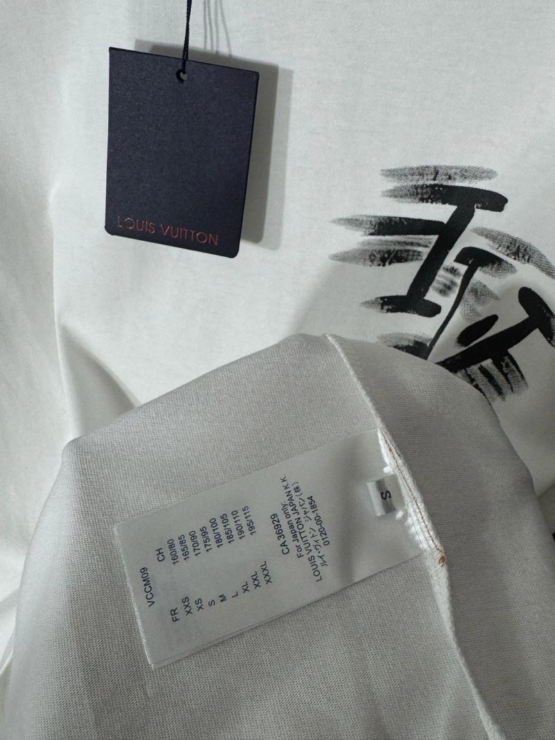 Louis Vuitton T-Shirts Trendsetting 133207