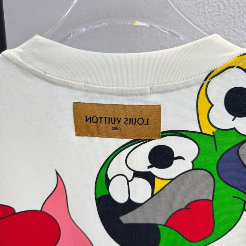 SportInspired Louis Vuitton T-Shirts 133218