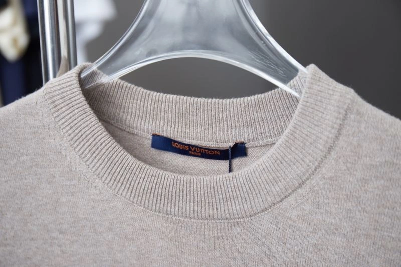 Louis Vuitton T-Shirts Breathable 133214