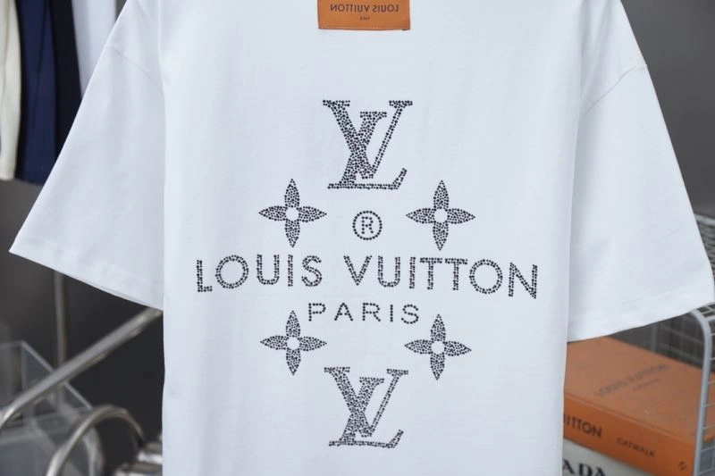 Louis Vuitton T-Shirts GoodFit 133224