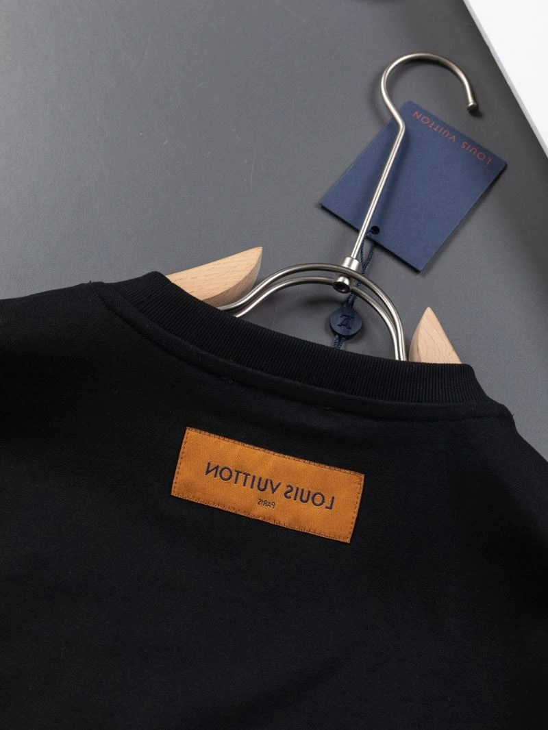 Durable Louis Vuitton T-Shirts 133217