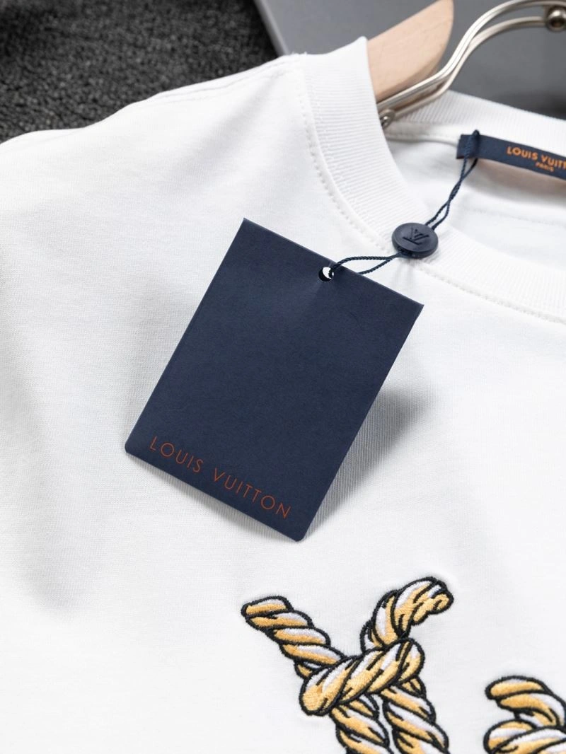 Louis Vuitton T-Shirts Fashionable 133216