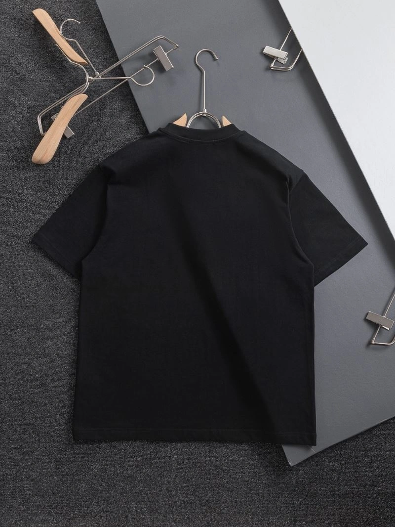 Seasonal Louis Vuitton T-Shirts 133219