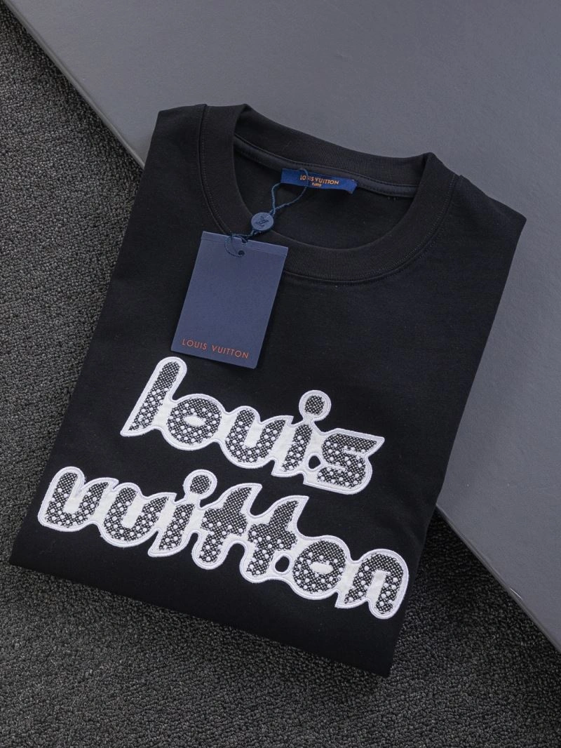Seasonal Louis Vuitton T-Shirts 133219