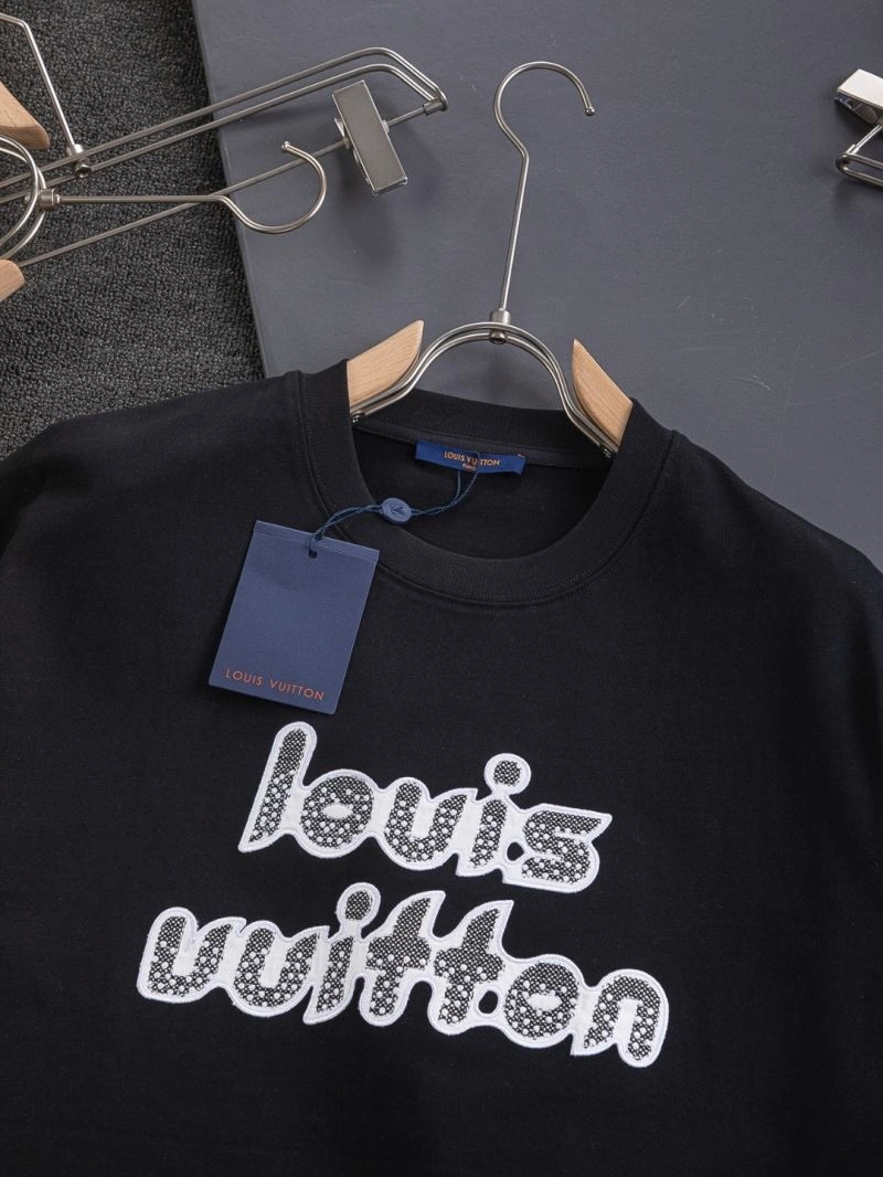 Seasonal Louis Vuitton T-Shirts 133219