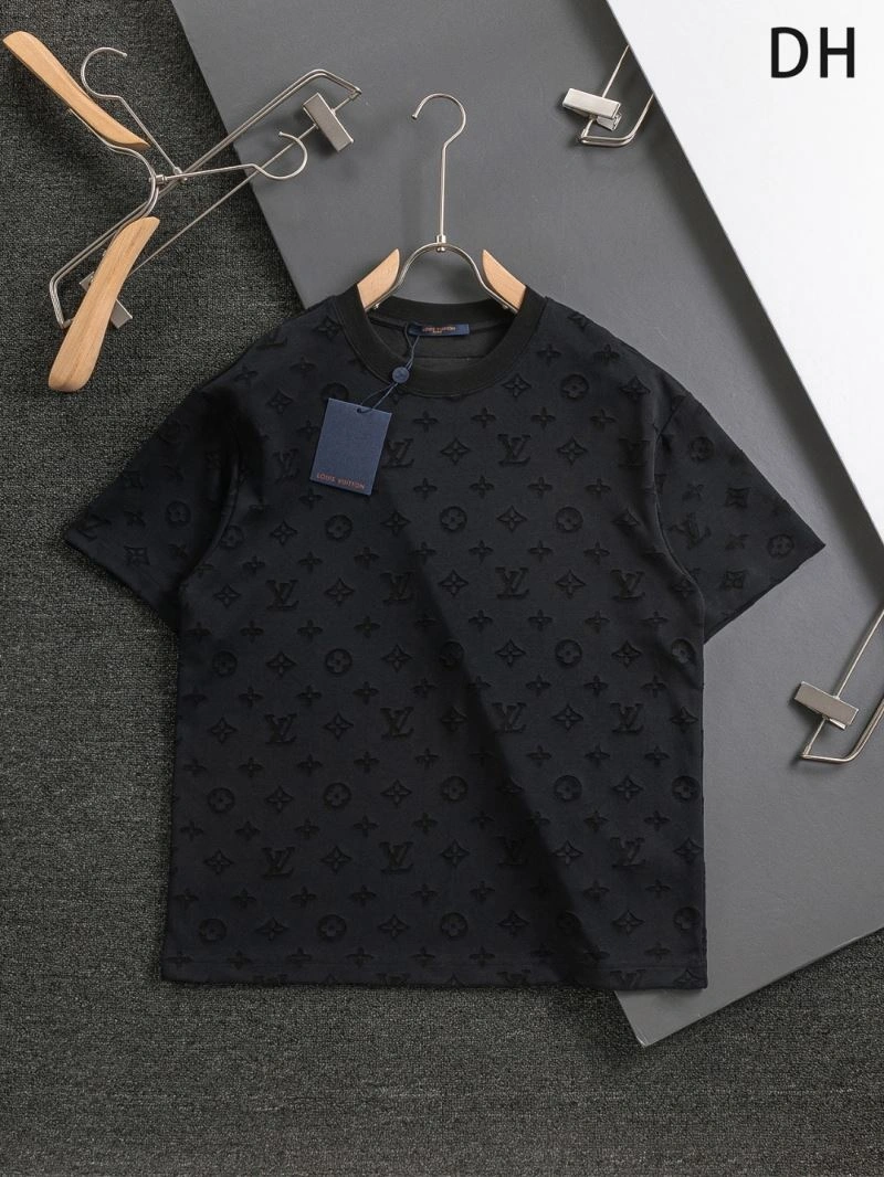 Classic Louis Vuitton T-Shirts 133190