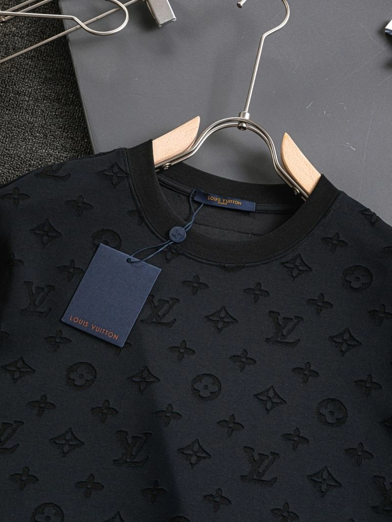 Classic Louis Vuitton T-Shirts 133190
