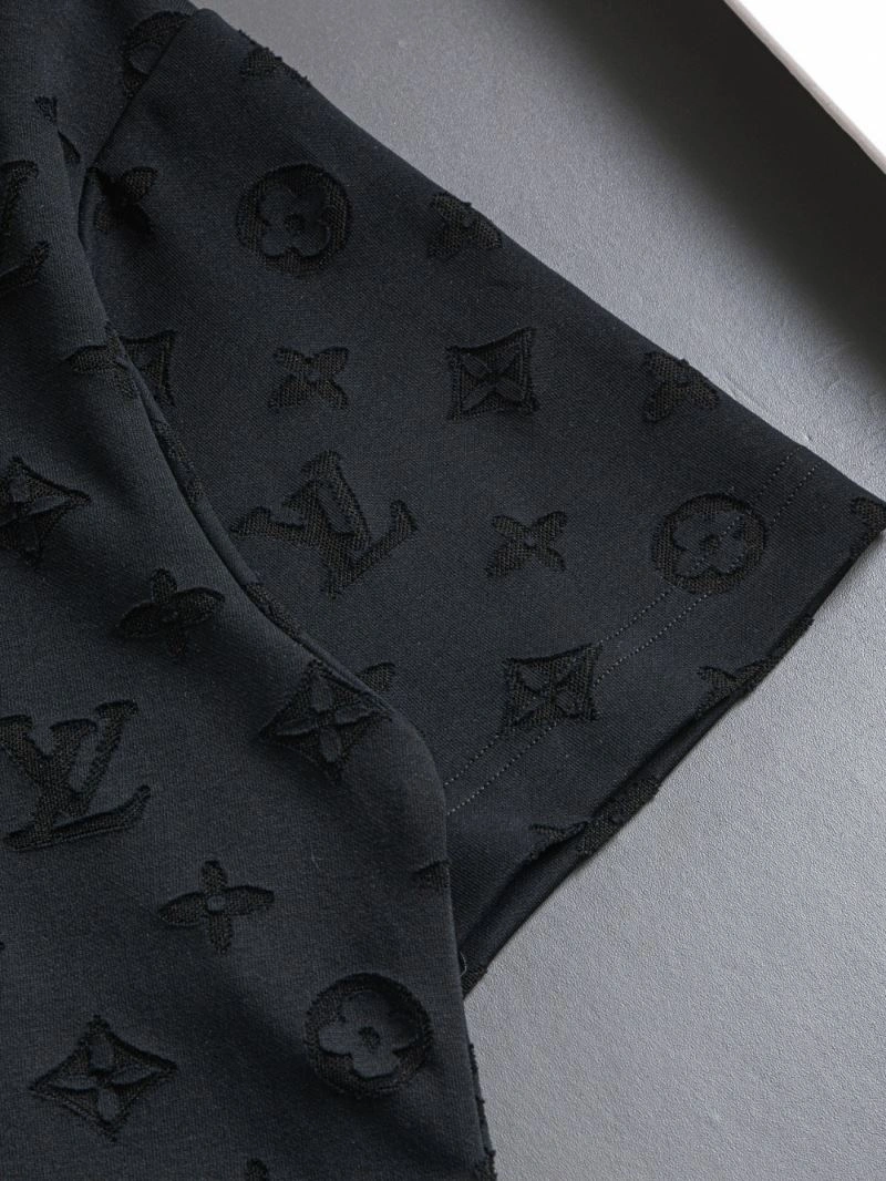 Classic Louis Vuitton T-Shirts 133190