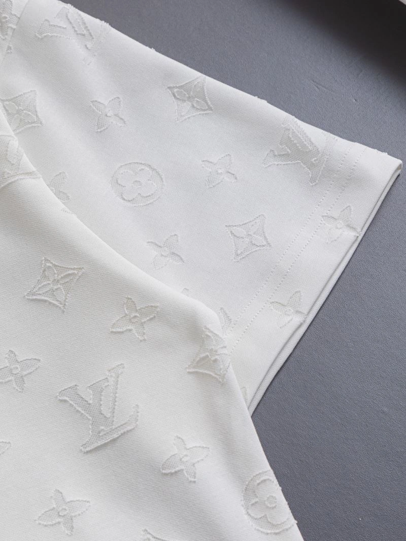 Supportive Louis Vuitton T-Shirts 133185