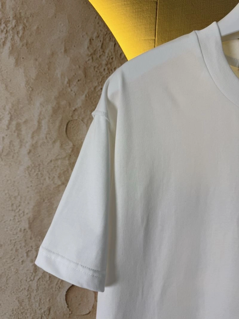 Louis Vuitton T-Shirts Bold 133206
