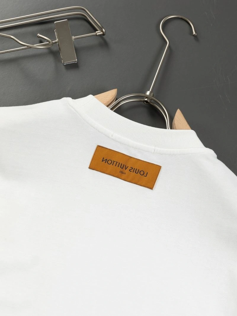 WellDesigned Louis Vuitton T-Shirts 133180