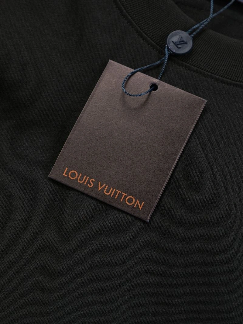 Louis Vuitton T-Shirts Compact 133179