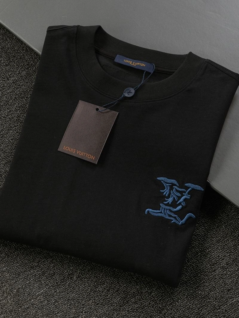 Louis Vuitton T-Shirts Compact 133179