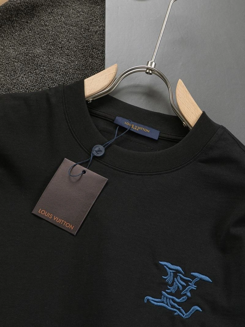 Louis Vuitton T-Shirts Compact 133179