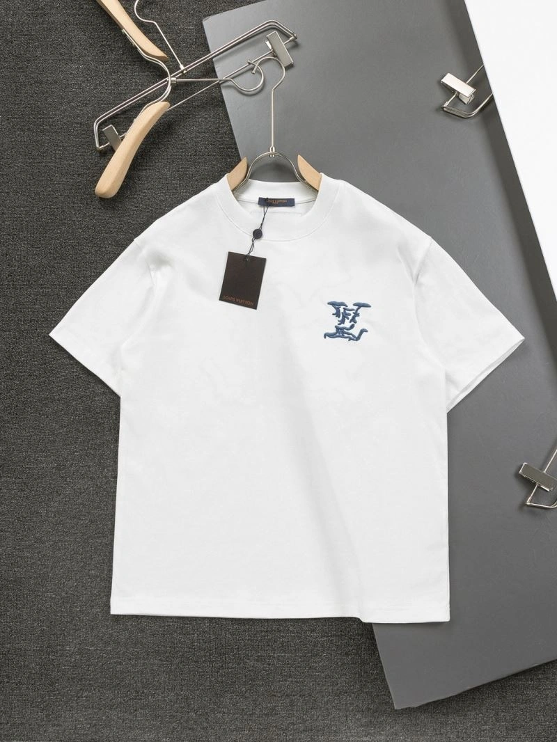UrbanChic Louis Vuitton T-Shirts 133178