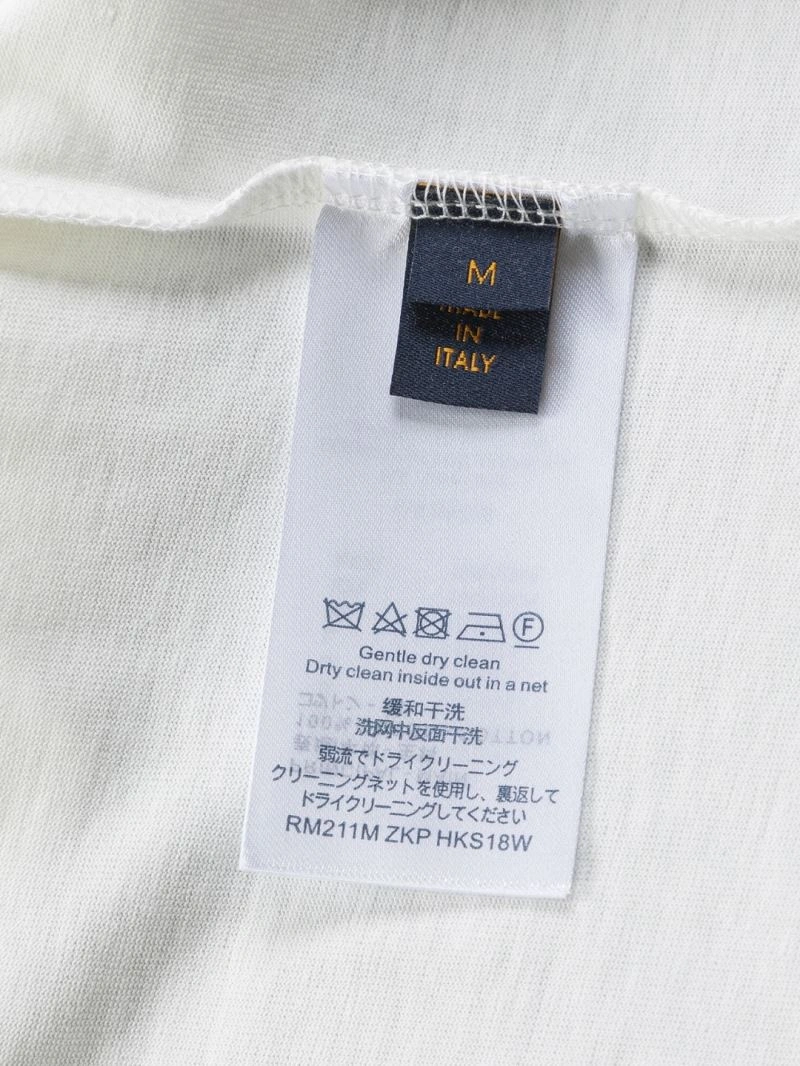 UrbanChic Louis Vuitton T-Shirts 133178