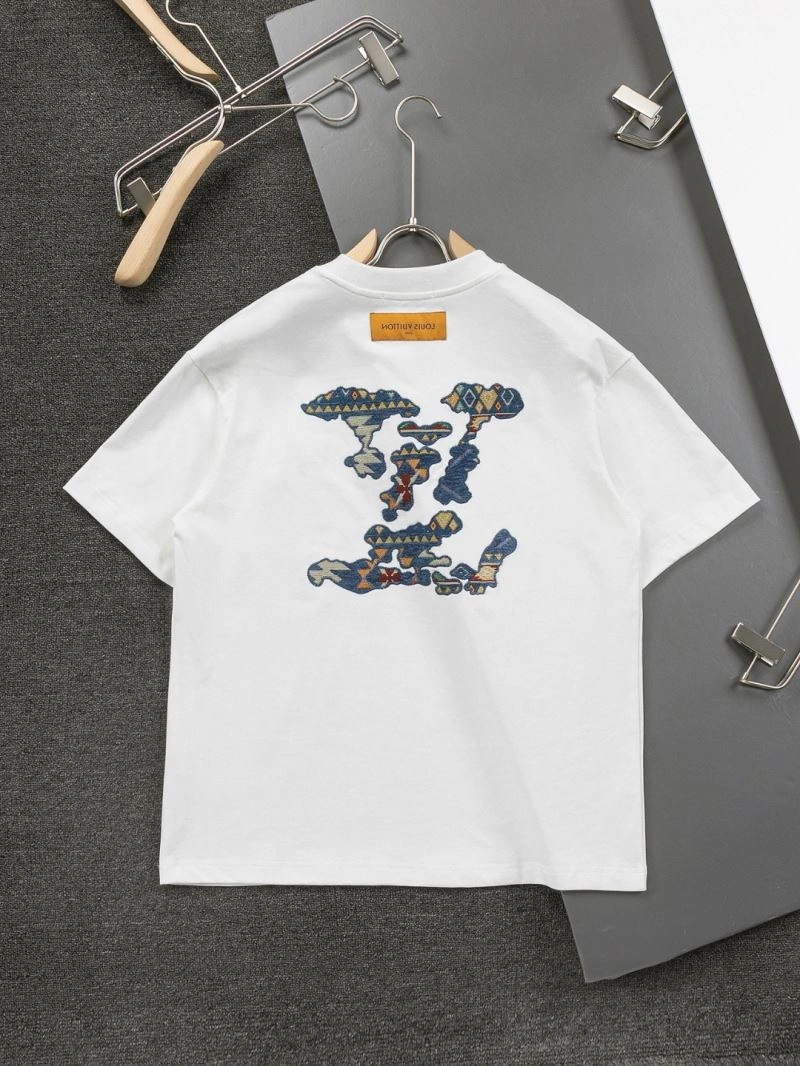 UrbanChic Louis Vuitton T-Shirts 133178