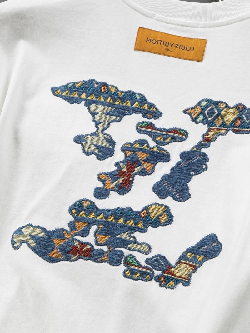 UrbanChic Louis Vuitton T-Shirts 133178