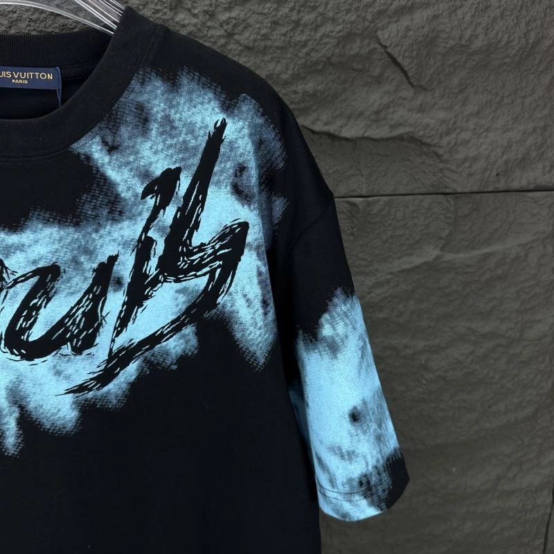 ComfortFit Louis Vuitton T-Shirts 133170