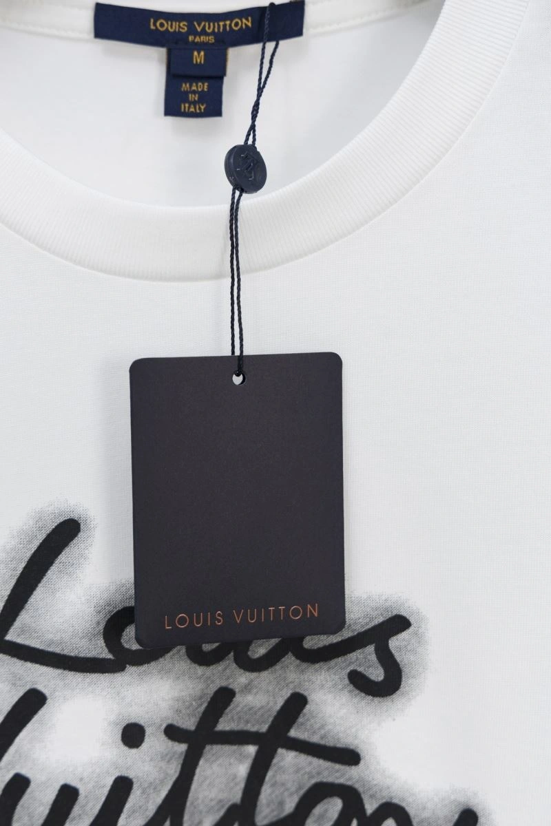 Louis Vuitton T-Shirts Durable 133163