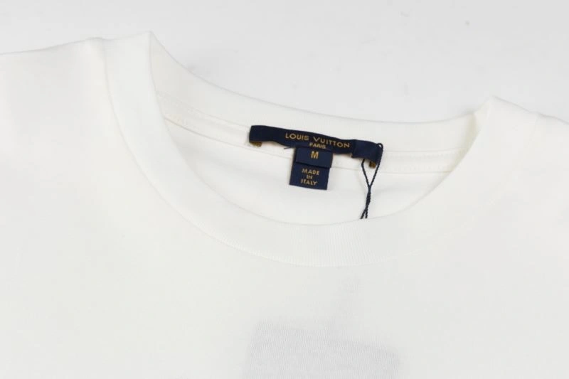 Refined Louis Vuitton T-Shirts 133169