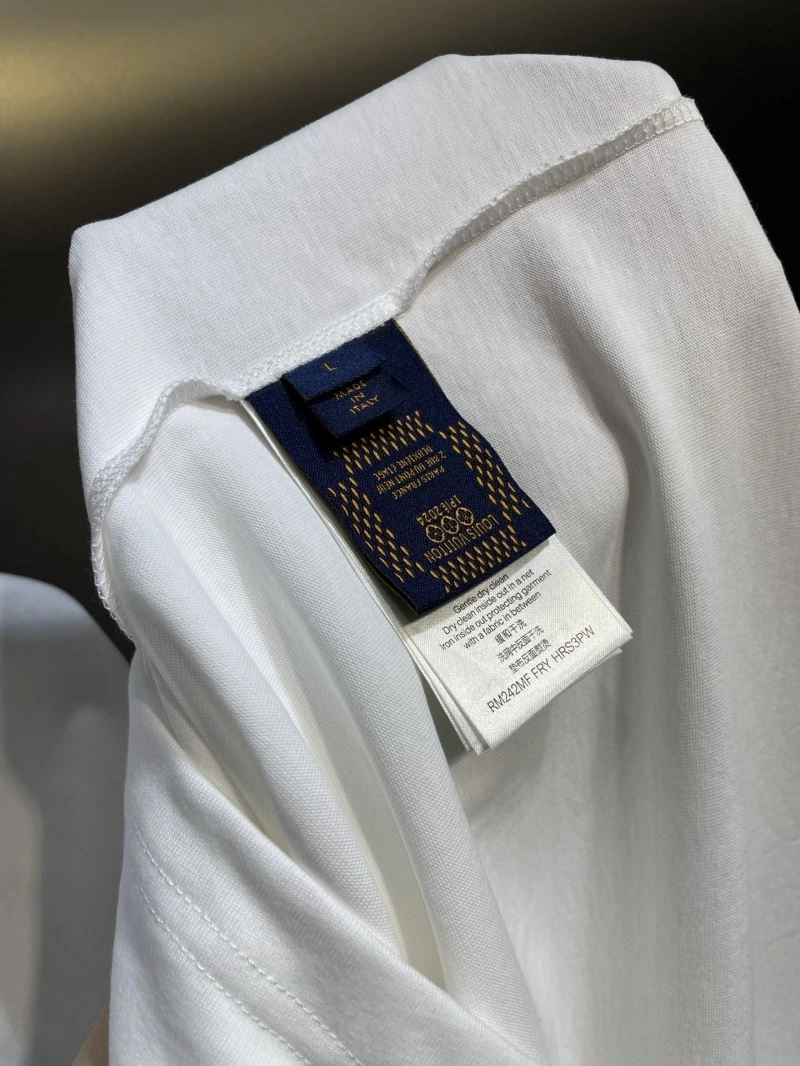 Louis Vuitton T-Shirts Soft 133158