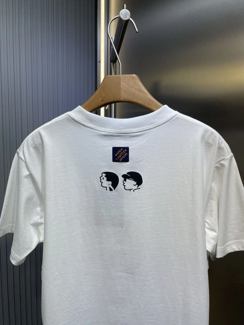Stylish Louis Vuitton T-Shirts 133172