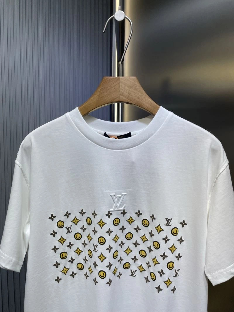 Original Louis Vuitton T-Shirts 133177