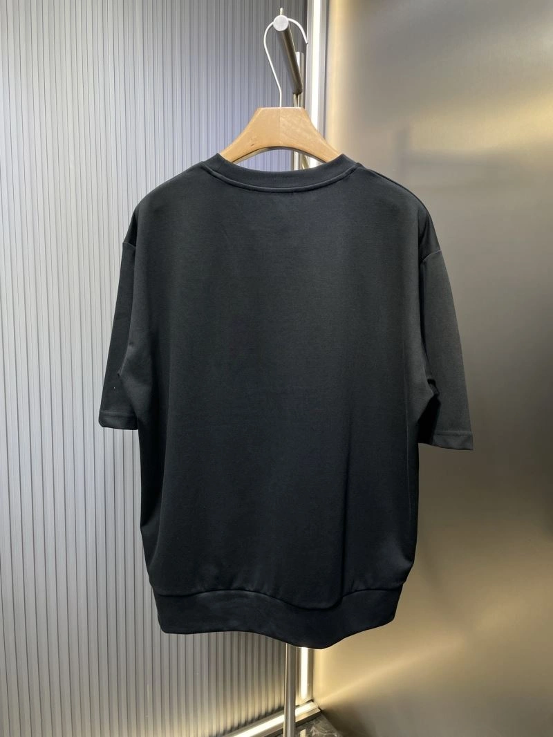 EyeCatching Louis Vuitton T-Shirts 133157