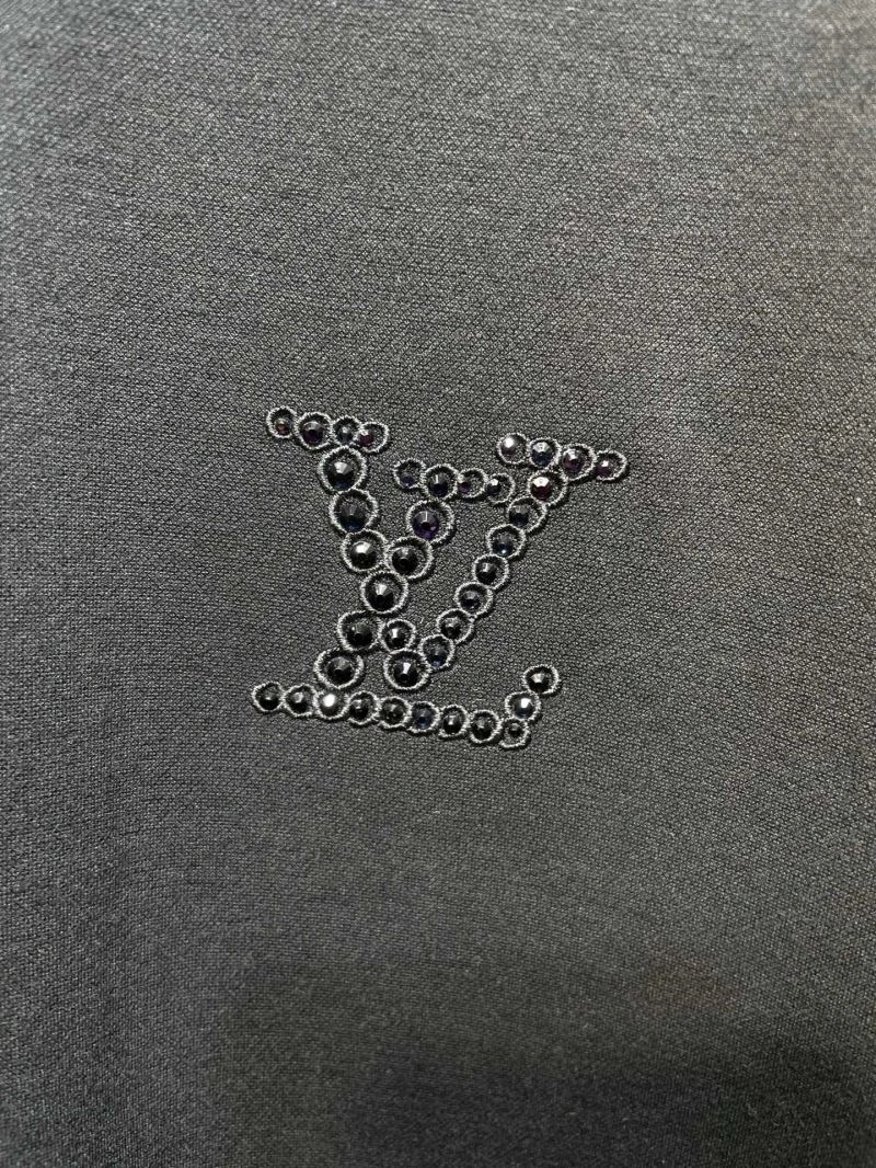 EyeCatching Louis Vuitton T-Shirts 133157
