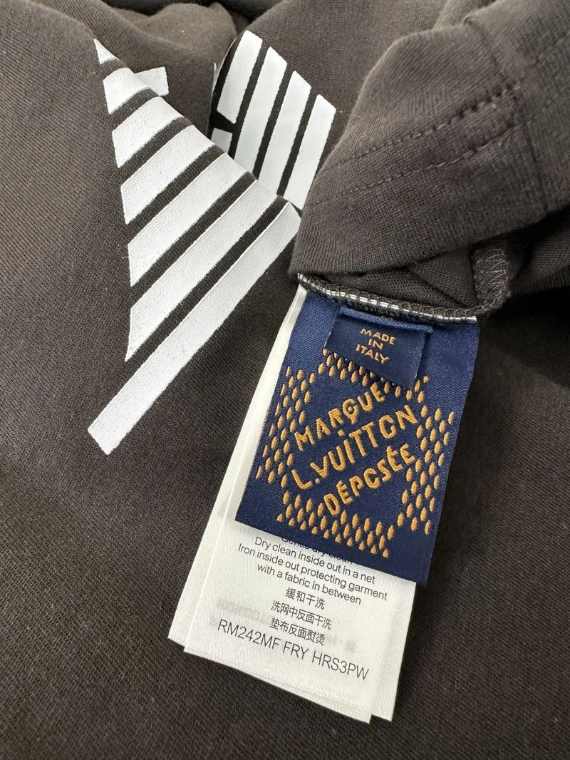 Louis Vuitton T-Shirts WellDesigned 133153