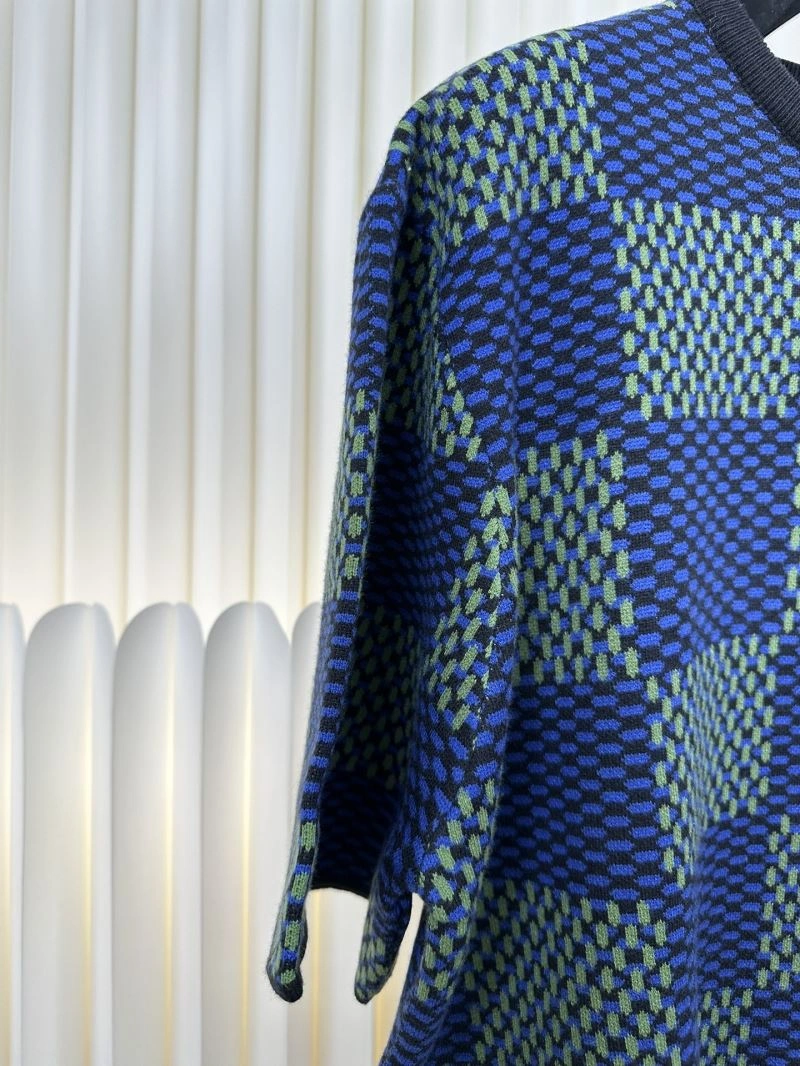 Elegant Louis Vuitton T-Shirts 133152