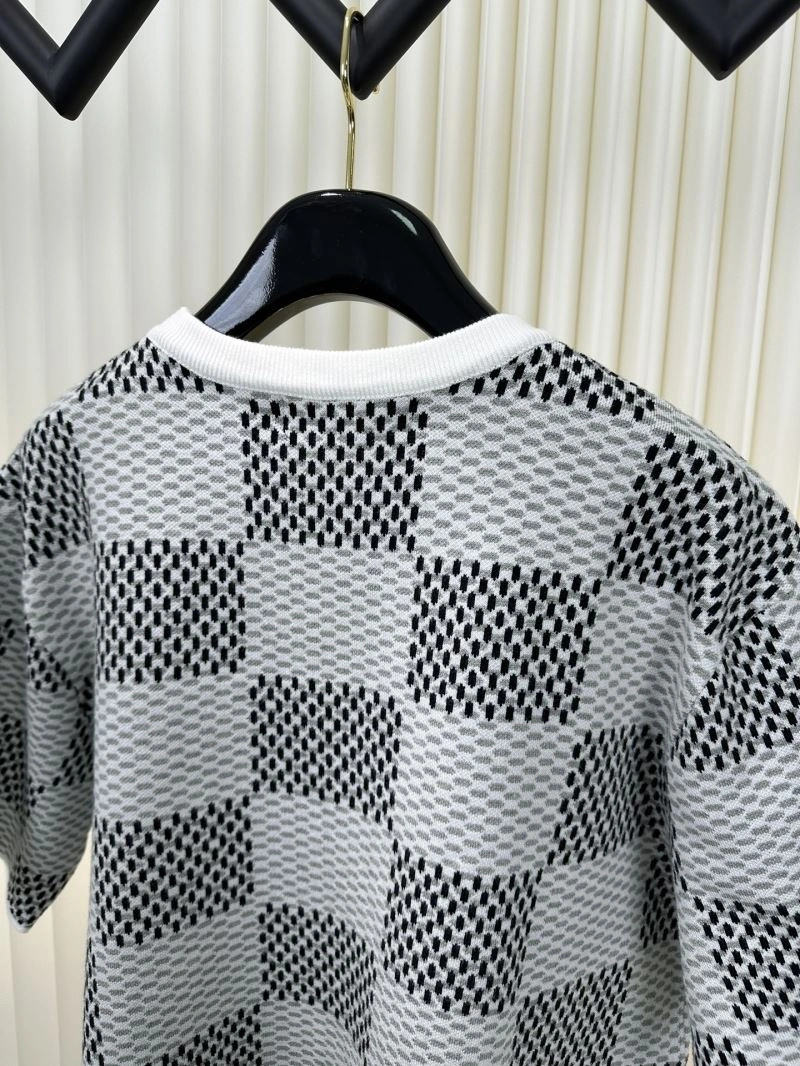 Breathable Louis Vuitton T-Shirts 133155