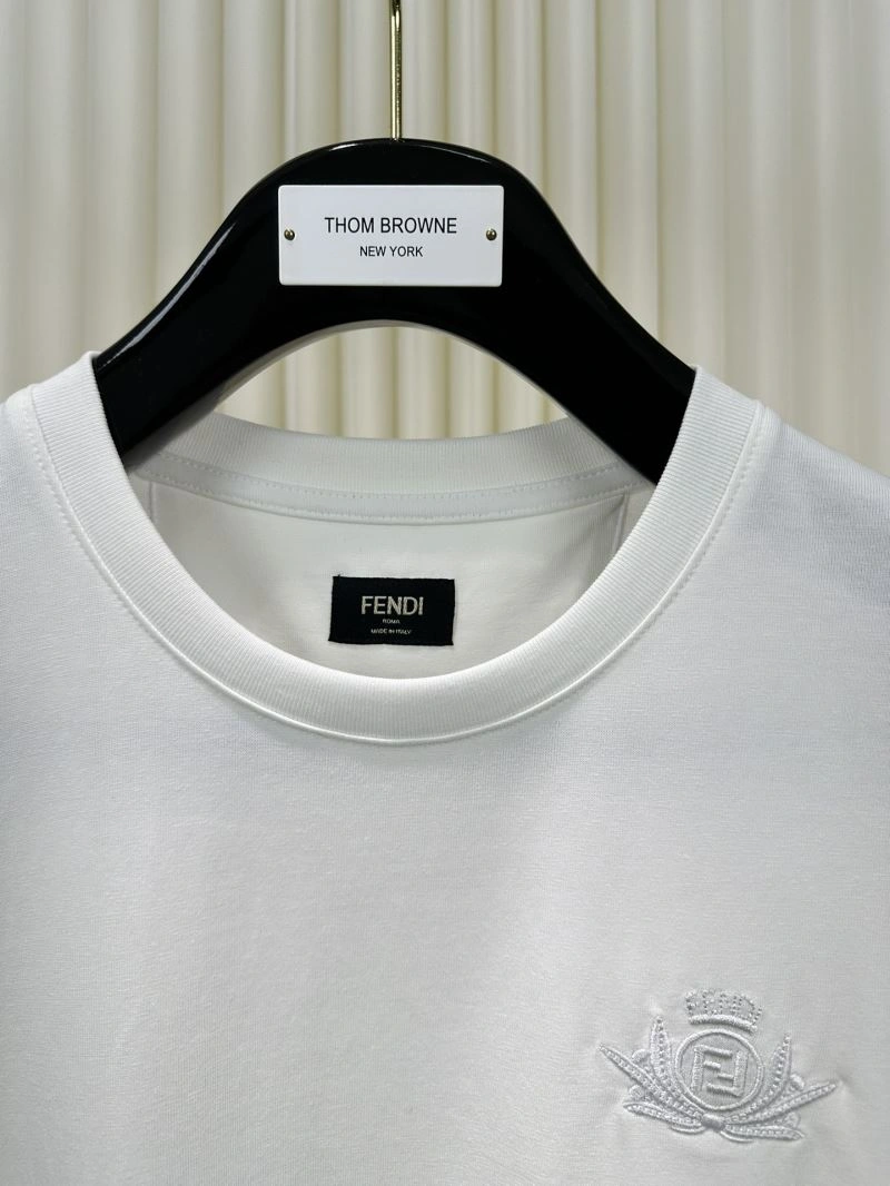 Unisex Louis Vuitton T-Shirts 133148