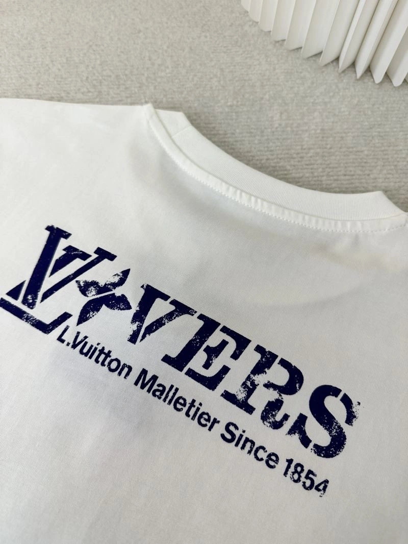 UrbanChic Louis Vuitton T-Shirts 132664